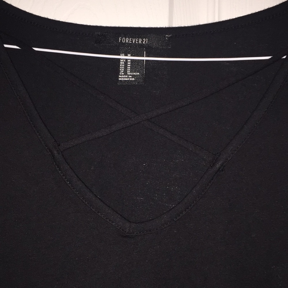 Like New Forever21 VNeck Criss Cross T Shirt